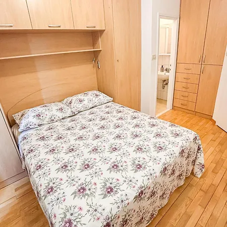 Gundula In The Heart Of Apartman